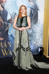 Jessica Chastain on Red Carpet - 