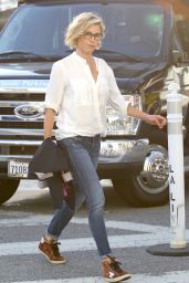 Julie Bowen - Out in Los Angeles 4/20/2016 