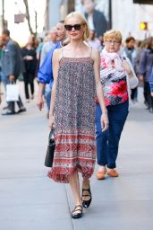 Kate Bosworth Street Fashion - Shopping in New York City 4/20/2016 