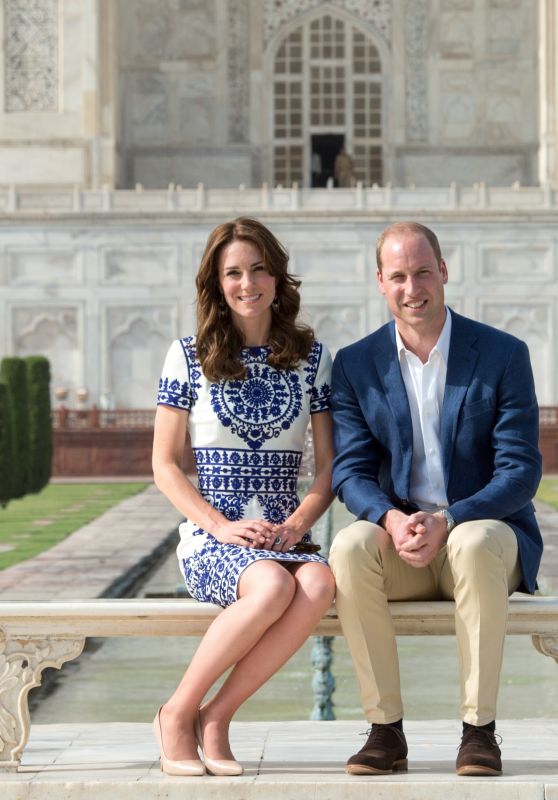 Kate Middleton and Prince William Visit the Taj Mahal in Agra, India 4