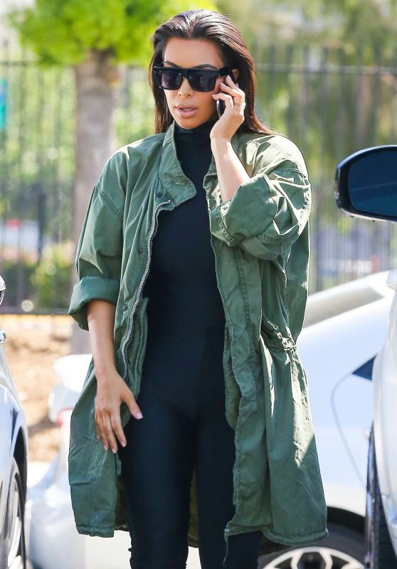 Kim Kardashian Street Style - Out in Glendale 4/1/2016 