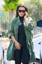 Kim Kardashian Street Style - Out in Glendale 4/1/2016 