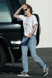 Kristen Stewart Street Style - Out in Hollywood 4/1/2016 