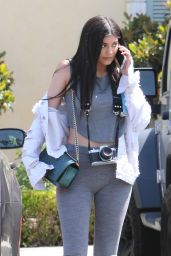 Kylie Jenner Outfit Ideas - Leaving Le Pain Quotidien After Lunch in Calabasas, CA 4/24/2016