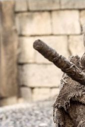 Maisie Williams - Game of Thrones Season 6 Stills & Promos