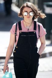 Maisie Williams - Out in New York City 4/16/2016