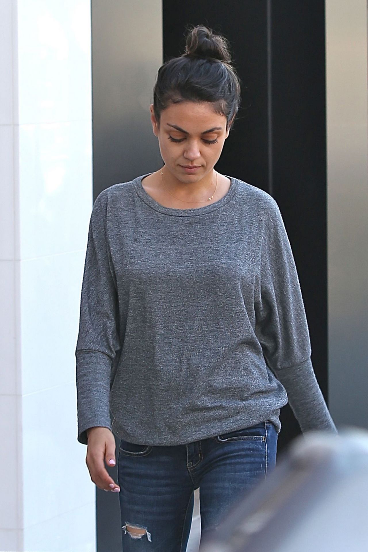 Mila Kunis Street Style - Out in Beverly Hills 4/3/2016 • CelebMafia