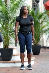 Serena Williams Shows Off Her Famous Curves in Tight Workout Gear - Florida 4/4/2016