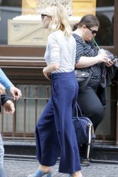 Sienna Miller Street Style - Out in NYC 4/21/2016 