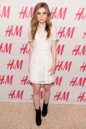 Sydney Sierota - Performing During H&M at Sundance Square Opening in Fort Worth, Texas  4/20/2016