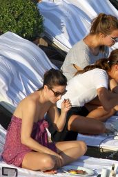 Alicia Vikander - Enjoying a Meal With Her Friends Poolside - Rio de Janeiro 5/28/2016