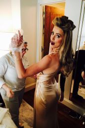 Amber Heard – Met Gala 2016 Photo Diary
