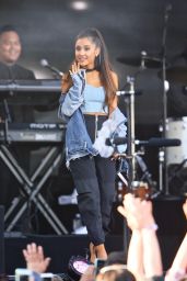 Ariana Grande Performs on 
