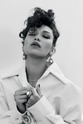 Bella Hadid - Photoshoot for Vogue Magazine Turkey May 2016