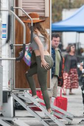 Bella Thorne Booty in Tight Jeans  - 