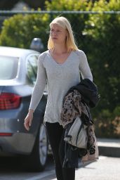 Claire Danes - Out in Beverly Hills 5/19/2016