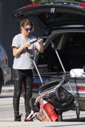 Elisabetta Canalis - Out for Lunch at Urth Cafe in West Hollywood 5/10/2016