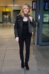 Ellie Goulding Chic Outfit - at London Heathrow Airport 5/25/2016 
