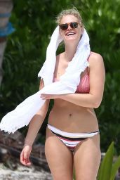 Erin Heatherton in a Bikini - Beach in Mexico 5/1/2016