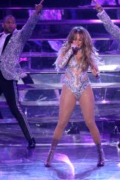 Jennifer Lopez Performs at 