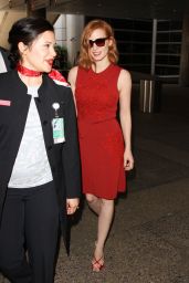Jessica Chastain is Stylish at LAX Airport in Los Angeles 5/13/2016