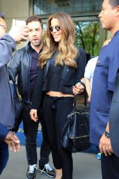 Kate Beckinsale Chic Outfit - Leaving Her Hotel in New York City 5/11/2016
