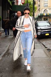 Kendall Jenner Casual Style - Out in New York City 5/1/2016