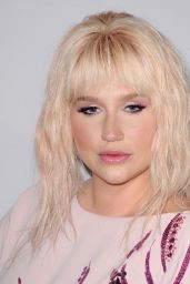 Kesha – Humane Society of the United States to the Rescue Gala in Hollywood 5/7/2016