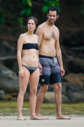 Kristen Wiig Showed Off Her Bikini Body - Beach in Kaui, Hawaii 5/4/2016