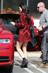 Kylie Jenner Chic Outfit - Out in Los Angeles 5/11/2016