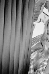 Margot Robbie - Oyster Magazine #108 2016 