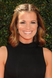 Melissa Claire Egan – 2016 Daytime Emmy Awards in Los Angeles