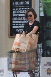 Miranda Kerr in Tights - Shopping in Agoura Hills 5/5/2016 