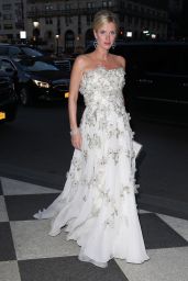 Nicky Hilton – Fashion Institute Of Technology’s 2016 FIT Gala in New York City