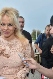 Pamela Anderson - 