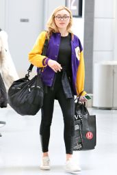 Peyton R. List Travel Outfit - Pearson International Airport in Toronto 5/22/2016