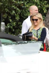 Reese Witherspoon at the Bel Air Hotel in Los Angeles 5/7/2016 
