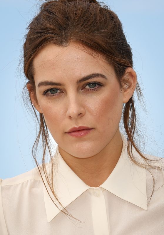 Riley Keough - 'American Honey' Photocall at 69th Annual Cannes Film ...