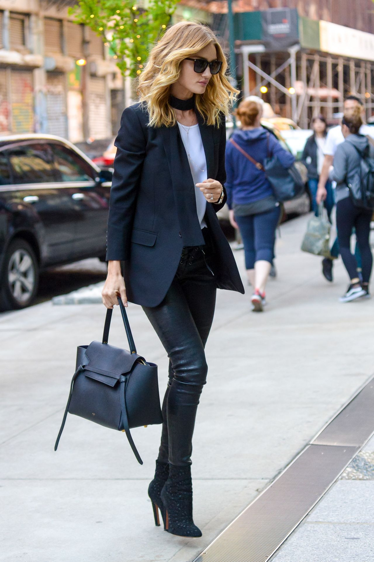Rosie Huntington-Whiteley Casual Chic Outfit - Out in NYC 4/30/2016 ...
