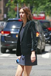 Alexa Chung Casual Outfit - Out in NYC 6/10/2016