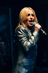 All Saints - Headline the Summer Sessions at Chiswick House in London, June 2016
