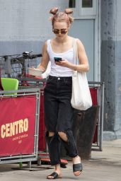 AnnaSophia Robb in RIpped Jeans - Out in NYC 6/29/2016