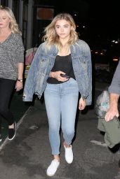 Chloë Grace Moretz in Jeans - Out in New York City, June 2016