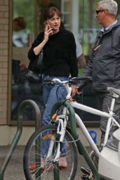 Dakota Johnson Chats on Her Cell Phone - Heading to Grab a Sushi Meal on Saturday in Vancouver, June 2016