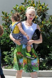 Gwen Stefani - Arriving at Church in Los Angeles 6/5/2016
