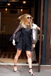 Heidi Klum - Leaving Her Hotel in New York 6/17/2016