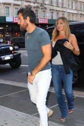 Jennifer Aniston Casual Style - Out in New York City 6/21/2016