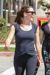 Jennifer Garner in Tights - Leaving a Gym in Los Angeles 6/22/2016
