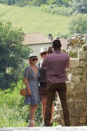 Jennifer Lawrence Inspiring Style - Out in Monteriggioni, Italy, May 2016
