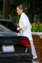 Jessica Alba at the Four Seasons Hotel in Beverly Hills 6/19/2016